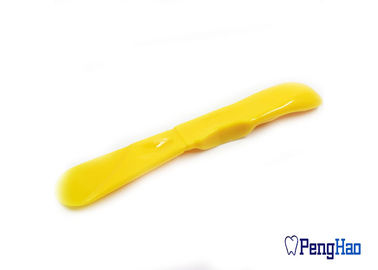 Spatule jetable dentaire de ciment pour le mélange composé de matière d'agrégation de dentier